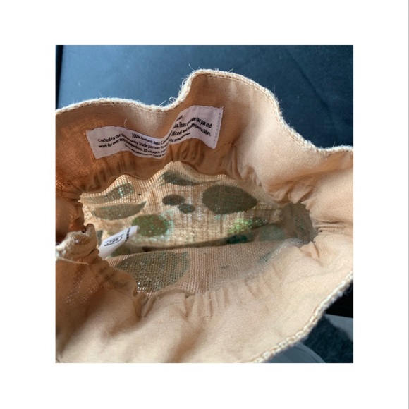 Body shop drawstring travel pouch bag - Picture 3 of 5